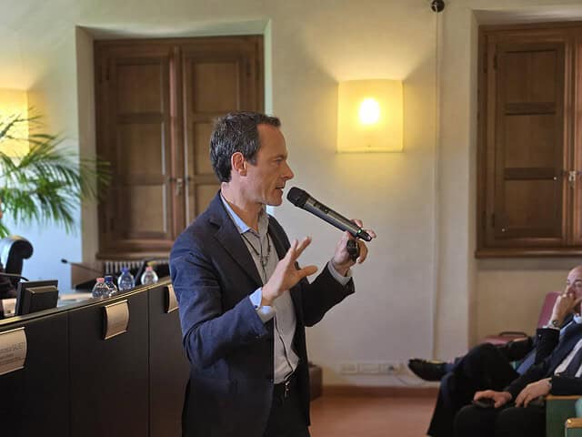 Giovani a lezione di economia quotidiana – Osservatorio for independent thinking